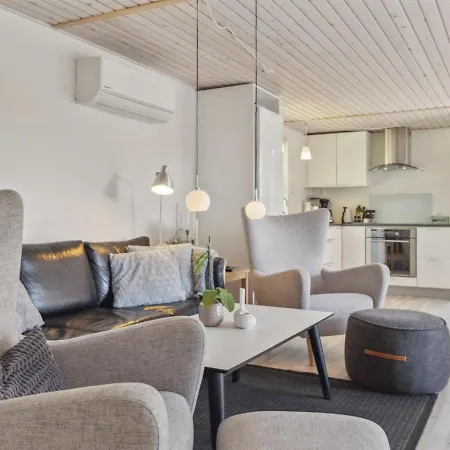 Felippa - From The Sea In Ne Jutland By Interhome