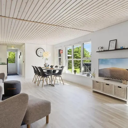 Felippa - From The Sea In Ne Jutland By Interhome Hals