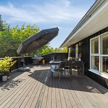 Holiday home Felippa - From The Sea In Ne Jutland By Interhome Hals